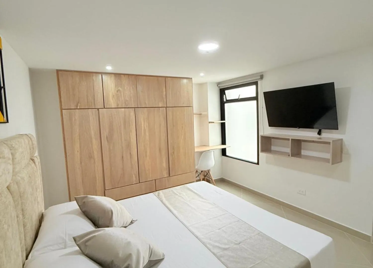 Apartment 402 Apartamento Nuevo Cerca Del Poblado Medellin